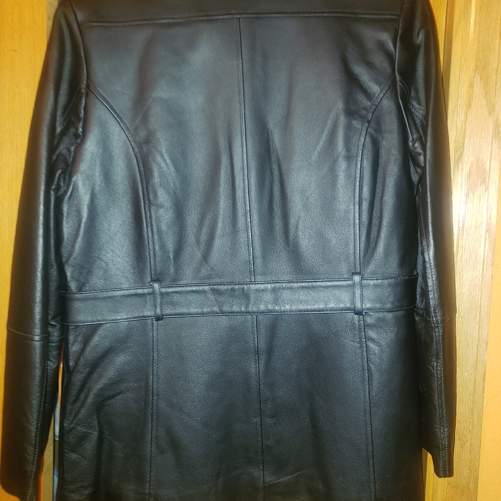 Leather coat - Picture 2 of 3